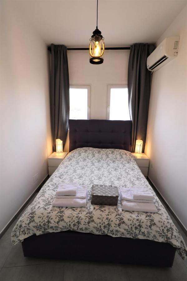 Serenity Heights Apartment: A Panoramic Haven Near Old Town - Free Minibar Bukurešť Exteriér fotografie