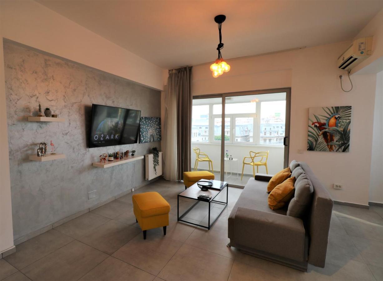 Serenity Heights Apartment: A Panoramic Haven Near Old Town - Free Minibar Bukurešť Exteriér fotografie